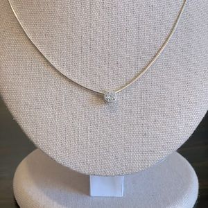 🛍️Sterling silver choker w/tiny crystal pendant